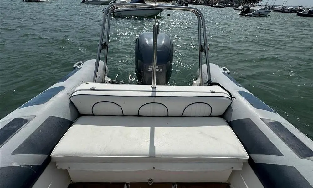 2003 Lagoon 785