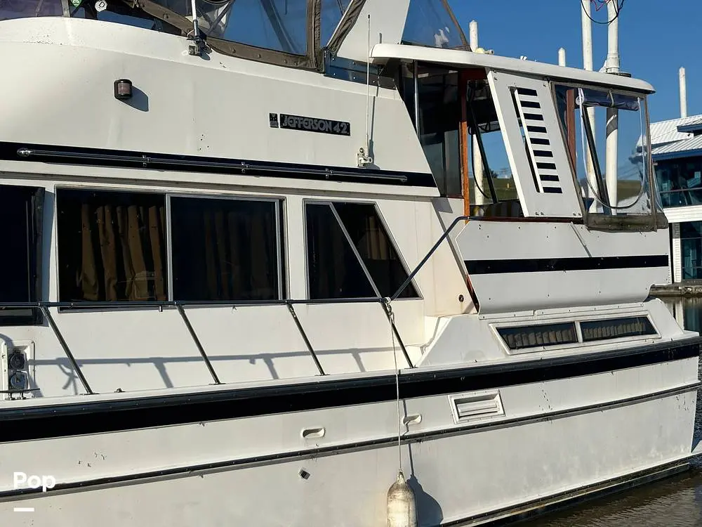 1987 Jefferson 42' motor yacht