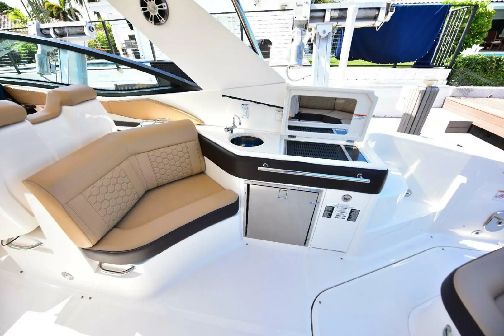 2019 Sea Ray sundancer 320