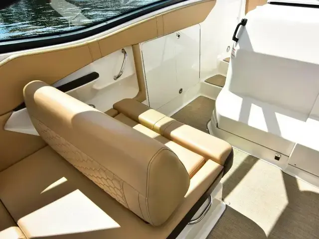 Sea Ray Sundancer 320