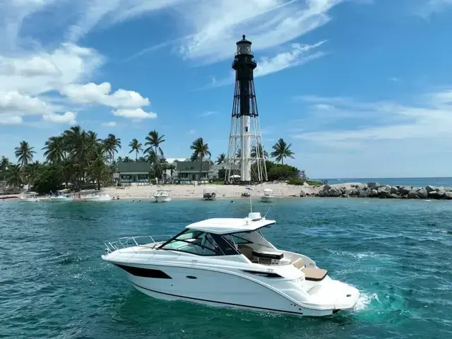 Sea Ray Sundancer 320