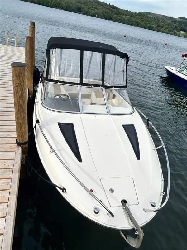 2016 Bayliner 642 cuddy