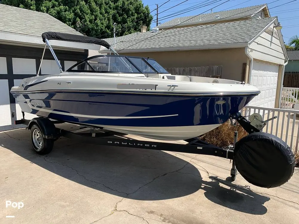 2021 Bayliner vr4