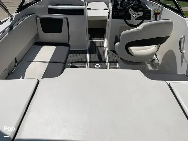 Bayliner VR4