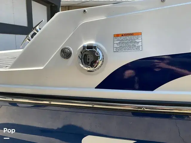 Bayliner VR4