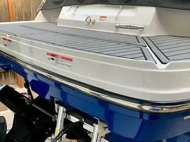 Bayliner VR4