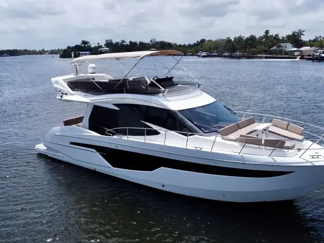 Galeon 500 Fly