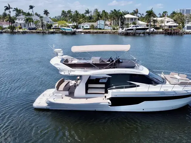 Galeon 500 Fly