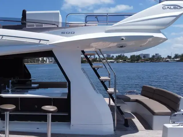 Galeon 500 Fly