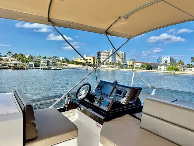 Galeon 500 Fly