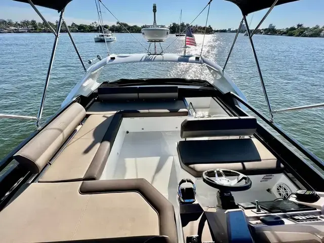 Galeon 470 Sky