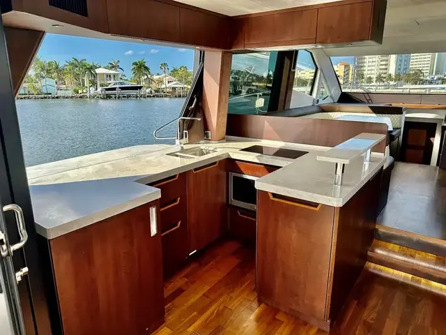 Galeon 500 Fly