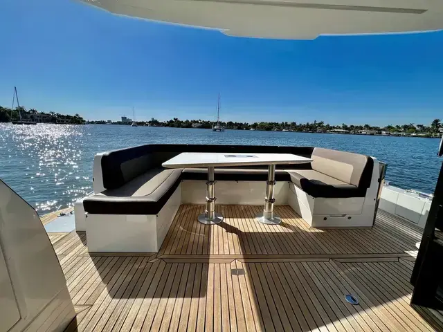 Galeon 470 Sky