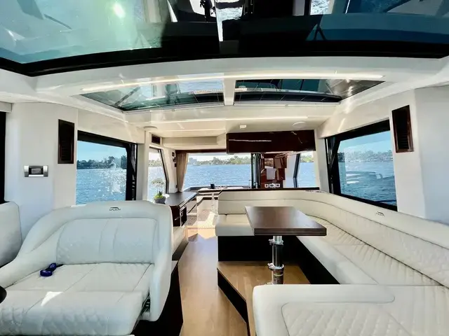 Galeon 470 Sky