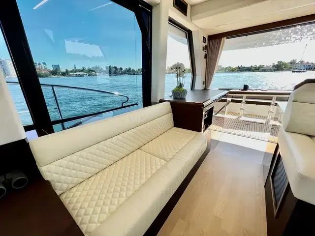 Galeon 470 Sky