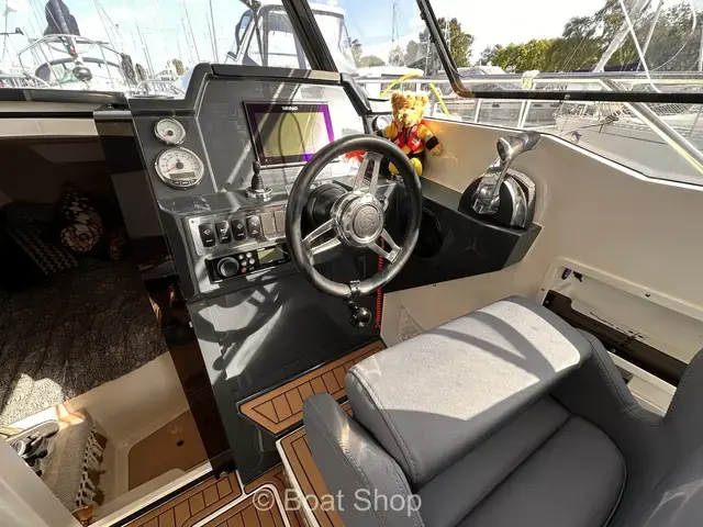 Parker Boats 790 Explorer