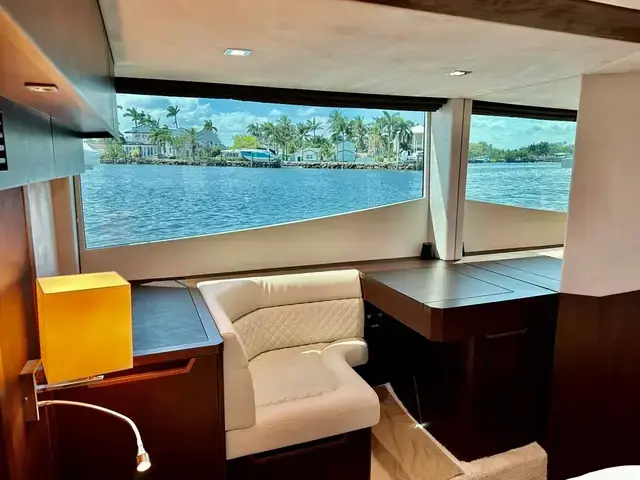 Galeon 500 Fly