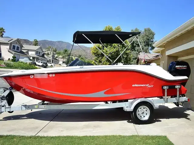 Bayliner M 19