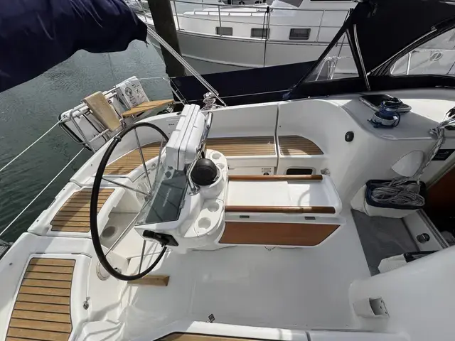 Beneteau Oceanis 411