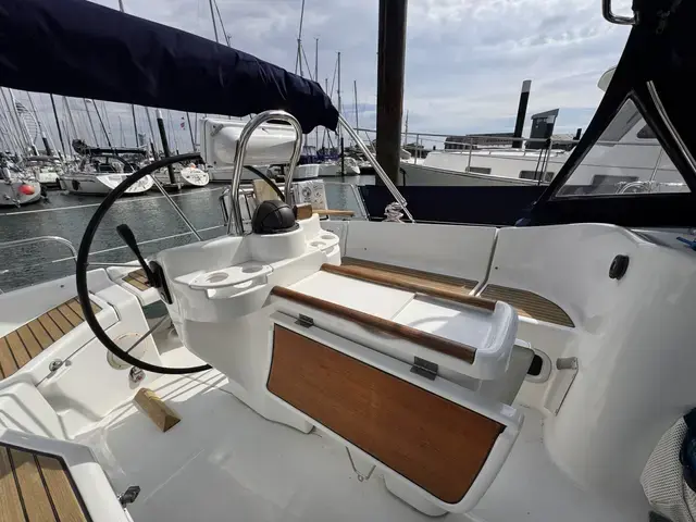 Beneteau Oceanis 411