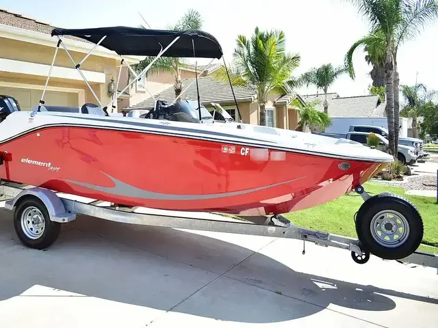 Bayliner M 19