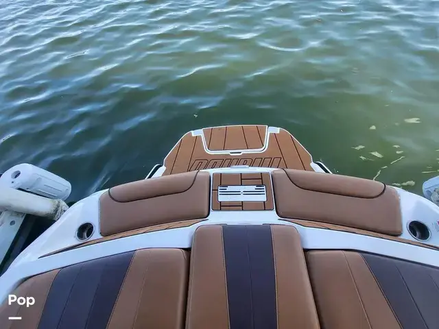 Malibu Wakesetter 23 MXZ