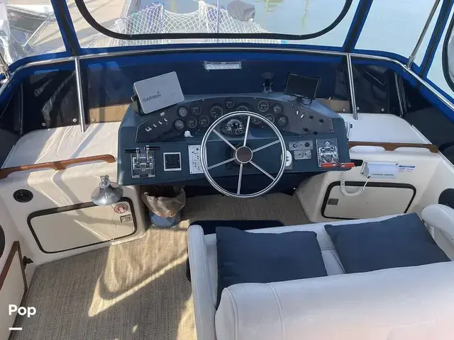 Sea Ray 360 Aft Cabin