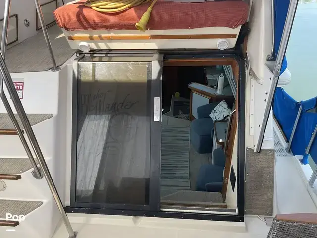 Sea Ray 360 Aft Cabin