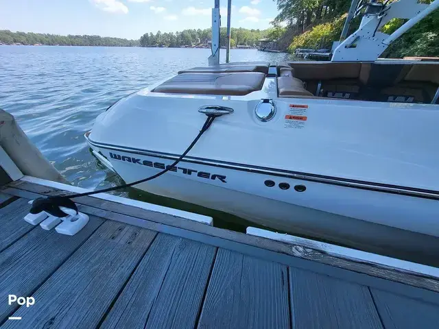 Malibu Wakesetter 23 MXZ