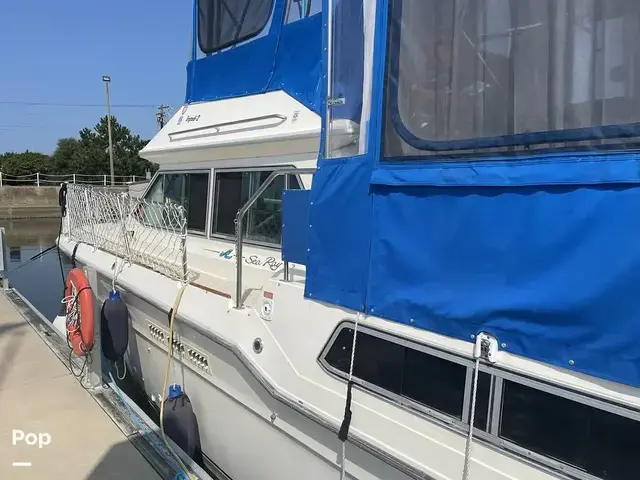 Sea Ray 360 Aft Cabin