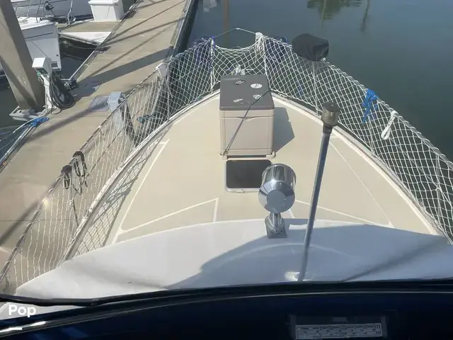 Sea Ray 360 Aft Cabin