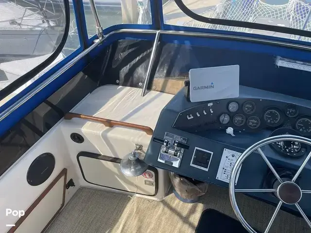 Sea Ray 360 Aft Cabin