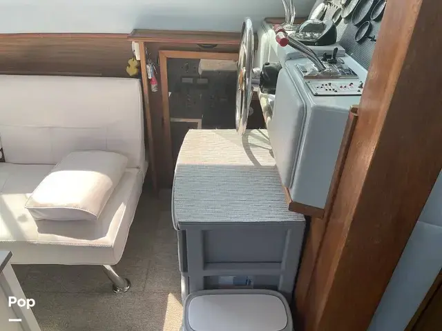 Sea Ray 360 Aft Cabin