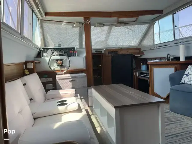 Sea Ray 360 Aft Cabin