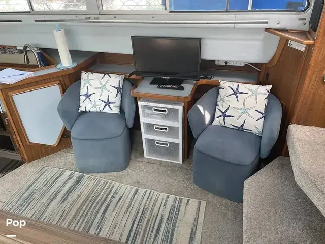 Sea Ray 360 Aft Cabin