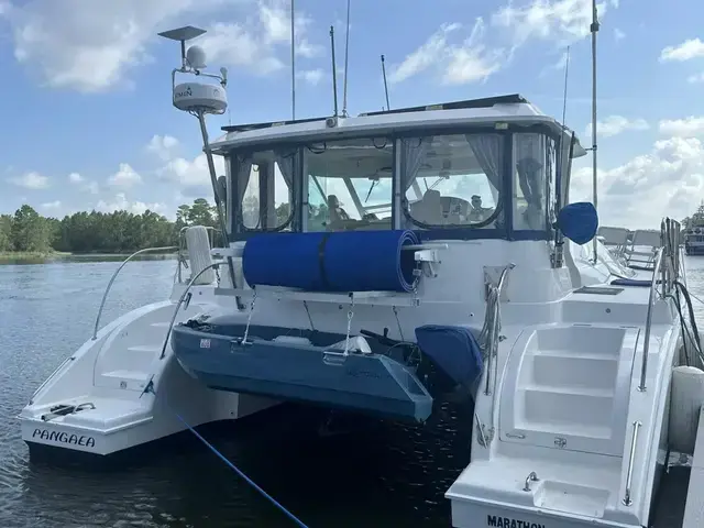 Manta 44 PowerCat