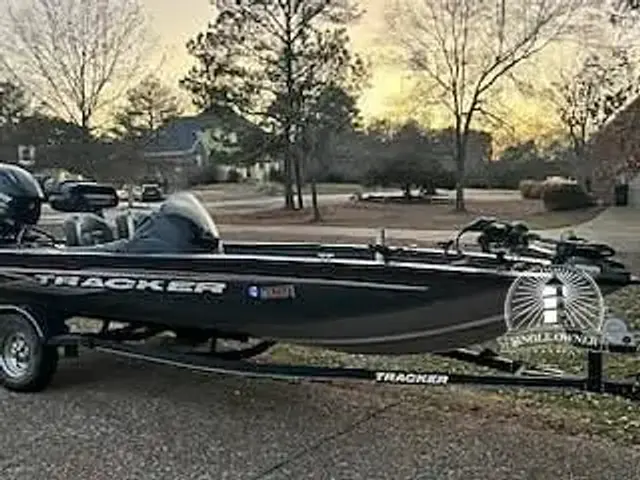 Bass Tracker Team 175 TXW