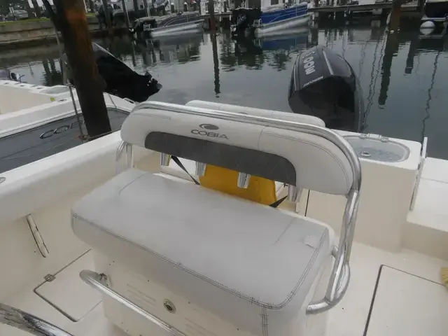 Cobia 240 Cc