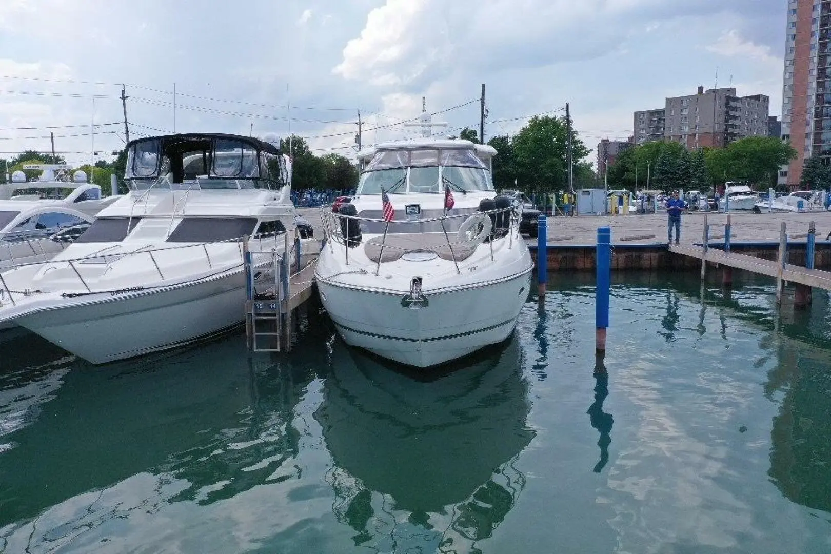 2007 Cruisers 455 express