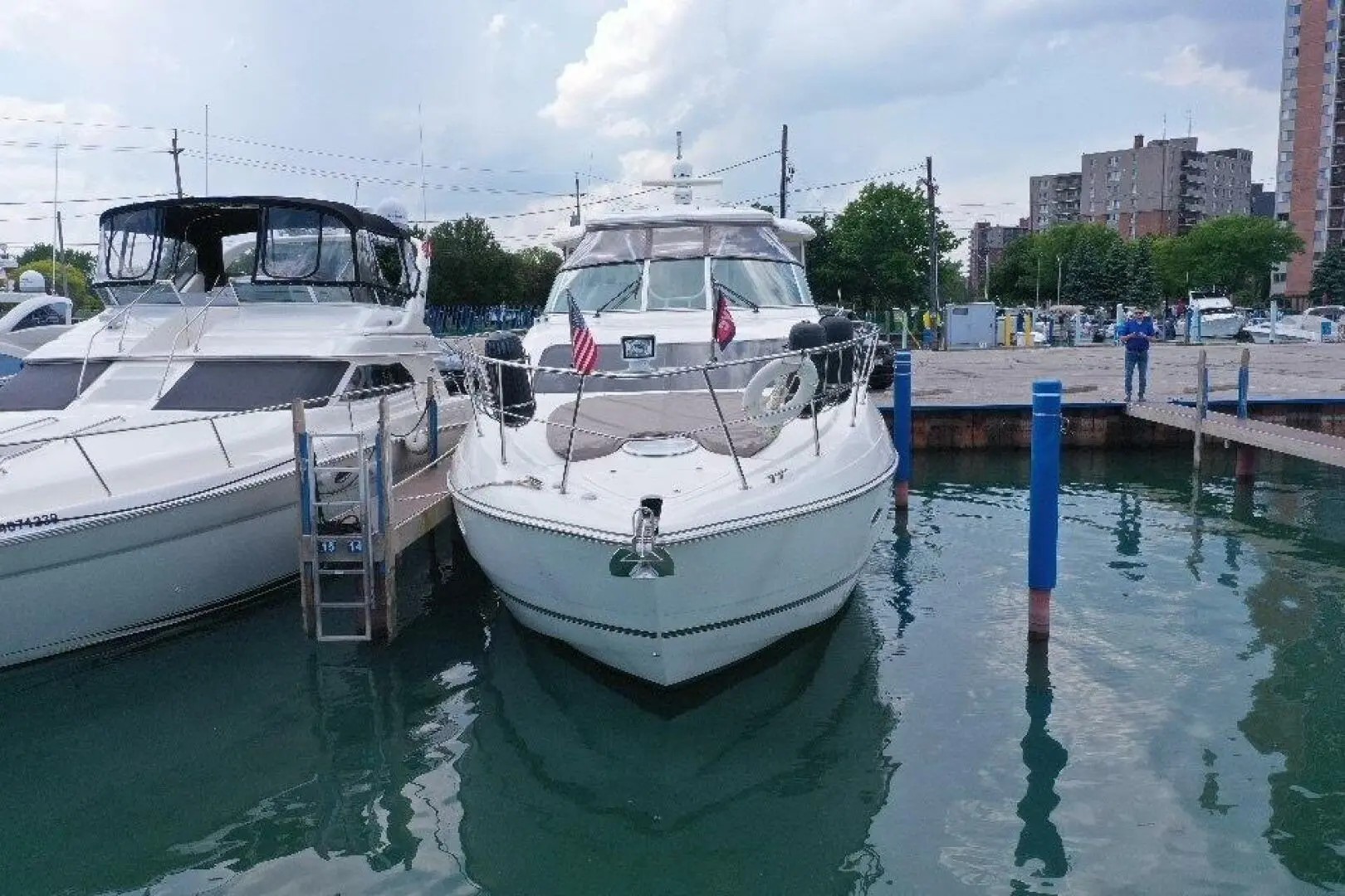 2007 Cruisers 455 express