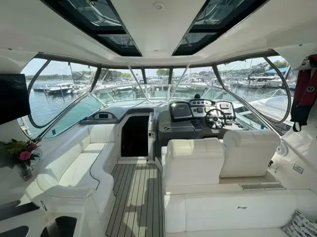 Cruisers Yachts 455 Express