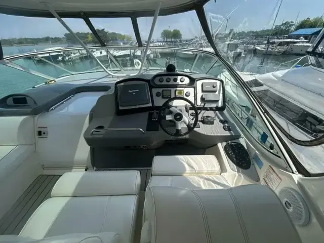 Cruisers Yachts 455 Express