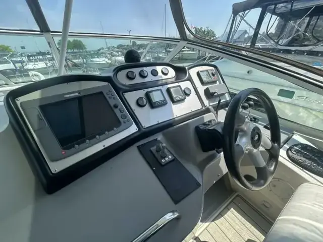 Cruisers Yachts 455 Express