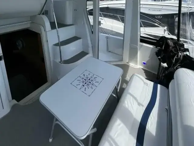 Carver 444 Cockpit Motor Yacht