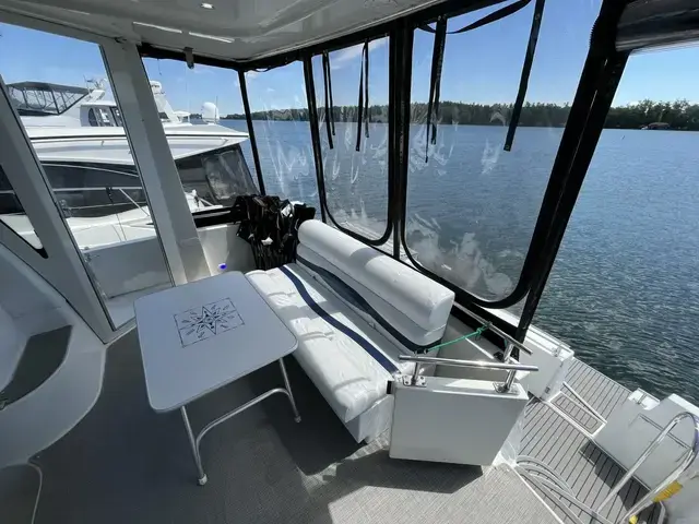 Carver 444 Cockpit Motor Yacht