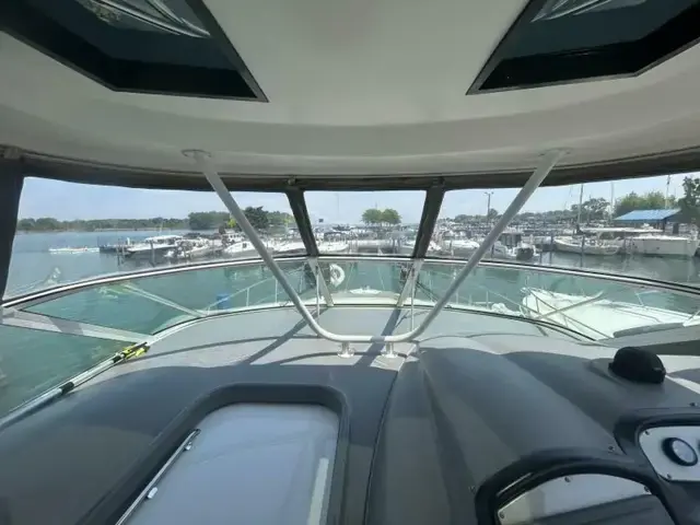 Cruisers Yachts 455 Express