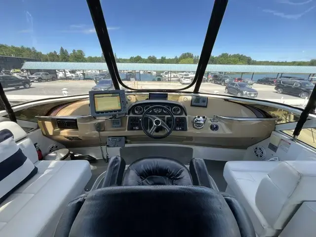 Carver 444 Cockpit Motor Yacht