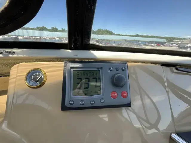 Carver 444 Cockpit Motor Yacht