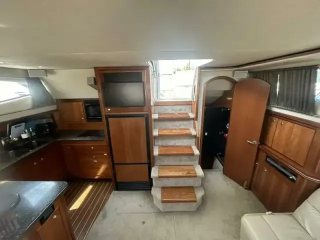 Cruisers Yachts 455 Express