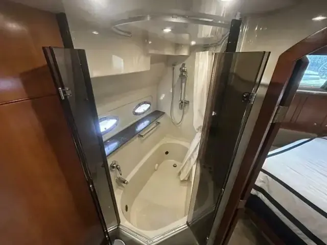 Cruisers Yachts 455 Express